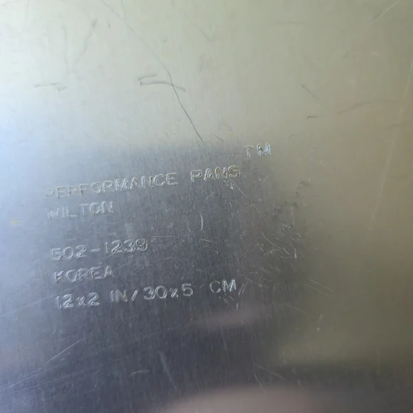 Wilton Performance Pans Hexagon Cake Pan Set 9" 12" Aluminum - Picture 3 of 7